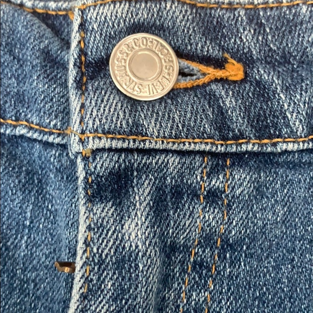 Levi’s Low stretch 519 cutoff Shorts - Picture 6 of 6